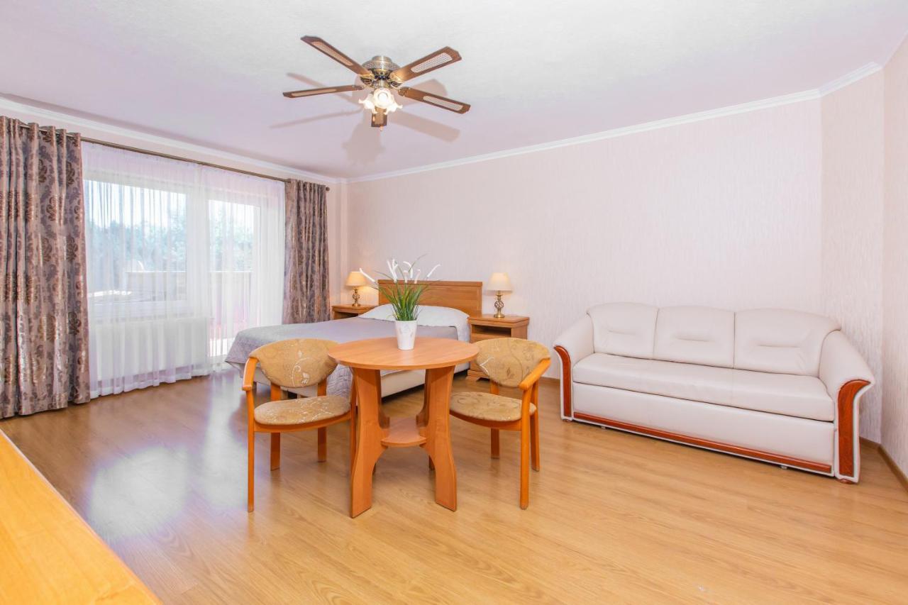 Rades Bed & Breakfast Wladyslawowo Bagian luar foto